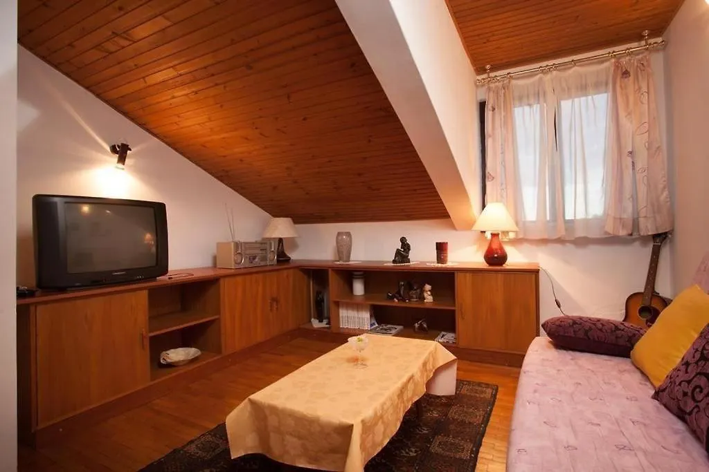 Ruhige Ferienwohnung Mit Herrlicher Aussicht
